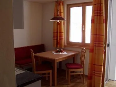 Gaestehaus Hausberger Schruns Exteriér fotografie